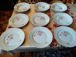 Pipacs virágokkal porcelán étkészlet.Akció Aukció több száz termék vegye vigye