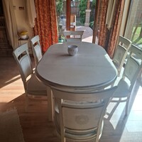 Provence-i stílusú étkezőasztal székekkel - vintage