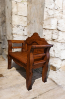 Népi lóca, 65 cm karos fa pad, karfás lóca