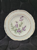 Vintage apró nefelejcs virág mintás arany kontúros tányér  kézműves ipari szakiskola vizsga munka