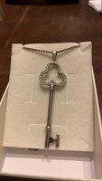 Silver Necklace with Key Pendant and Zirconia Stones. NEW!
