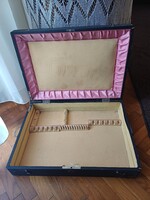 Ezüst evőeszköztartó doboz