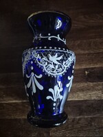 Kobaltkék kézzel festett csipkés hatású váza