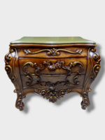 Antik hatású, neobarokk komód