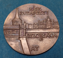 Asszonyi Tamás : KISZ BUDAPESTI BIZOTTSÁGA