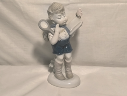 Lippelsdorf lepkegyűjtő fiú ( Hilla Peyk )