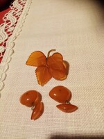 Régi, jelzett orosz valódi borostyán levél bross / kitűző és régi orosz mandzsettagomb