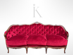 Klasszikus neobarokk kanapé Chesterfield stílusban felújítva