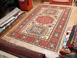 Kazak afgán szőnyeg