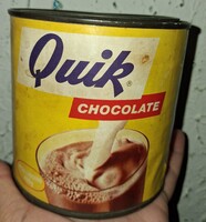 Régi, kakaós fém doboz