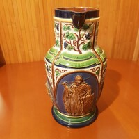 Ritkaság, Gerbing & Stephan domborműves majolika kancsó 1900 évek környéke