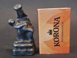 Barokk ólom Piéta szobrocska