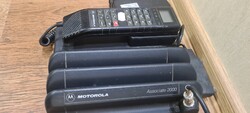 Motorola  associate 2000