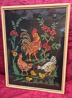 Régi hímzett kakas kép, baromfi udvaros textilkép (M6024)