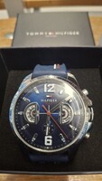 Tommy Hilfiger férfi karora
