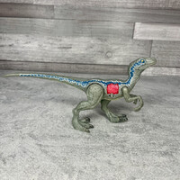 Mattel Jurassic World harci sérült Velociraptor 