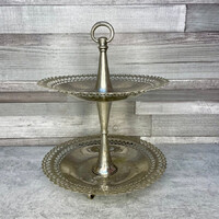 Ezüstözött emeletes süteményes tálca