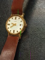 Aranyozott vintage női karóra