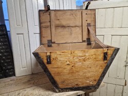 Antik kocsis láda régi lovaskocsi láda régi szerszám láda népi régiség