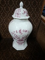 Lichte porcelán fedeles váza