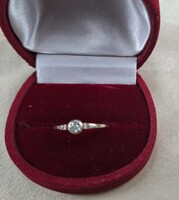 Antique gold engagement ring