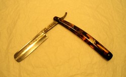 Régi PUMA SOLINGEN 10.  Germany borotva. Gyűjteményből Kés, bicska, tőr, borotva.