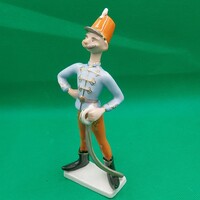 Szonntagh Éva Hollóházi porcelán Hadik Huszár figura