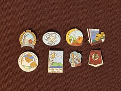 8 db-os zománcos turista jelvény csomag