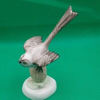 Aquincum porcelán  Őszapó  madár figura