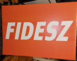 2006, Fidesz, választási anyag, nagy kartontáblák, propaganda, egy stand felszerelése