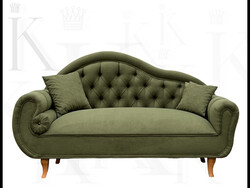 Klasszikus Elegancia: Aszimmetrikus mohazöld szófa kanapé