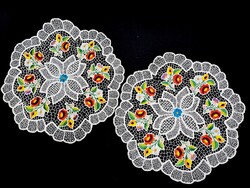 Kalocsai mintával hímzett riselt terítő 36 cm darabra