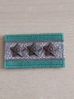 MN HATÁRŐR EZREDES RENDFOKOZAT "LEPKE" BARNA CSILLAG