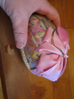 Retro nagy  papir tojás masnis ajándék doboz