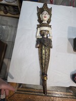 Indonéz fa faragott figura
