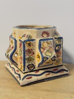 Spanyol kézzel festett, áttört díszítésű kerámia mécsestartó vagy aromalámpa, ﻿