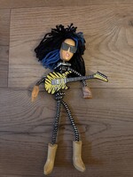 „Retro Rockstar hajlítható figura – Metalos 'Bendos' stílusú bábu. Eredeti tigriscsíkos gitárral, na