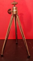 Három lábú, teleszkópos állvány/"asztali" kivitel fényképezőgép vagy videokamera tartasahoz