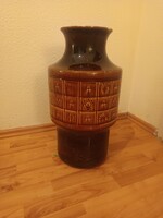 Nagy méretű Kispesti Gránít padlóváza