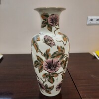 Nagy, 42 cm-es Zsolnay virág, pillangó mintás váza