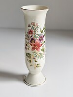 Zsolnay kézzel festett porcelán váza – makulátlan állapot, áttört peremű elegáns díszdarab