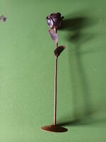 Antik vas rózsaszál ; egy szál rózsa