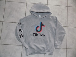 Szuper Tik-Tok kapucnis pulóver, 9-11 évesre