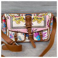 Desigual mintás oldaltáska