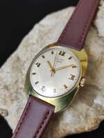 Szovjet szép Poljot 17 köves Mechanikus szép karóra