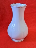 Vitrin állapotú Zsolnay arany tollazott váza