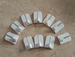 Lapos vitrázs pálcához öntapadós tartókonzol, fehér színben 10 db/csomag