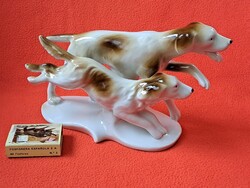 Német Lippelsdorfi (GDR) vadászkutya pár porcelán figura