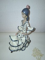 Gyönyörű Vintage Lliadro Porcelán  Szobor, Spanyol  Flamenco  táncosnő  Juan Huerta
