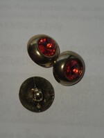 3 db kicsi Arany színű, rubin köves gombok,   gomb